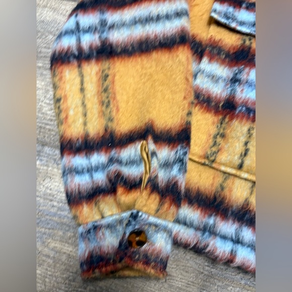 VIGOSS Striped Faux Fur Jacket - Picture 8 of 13